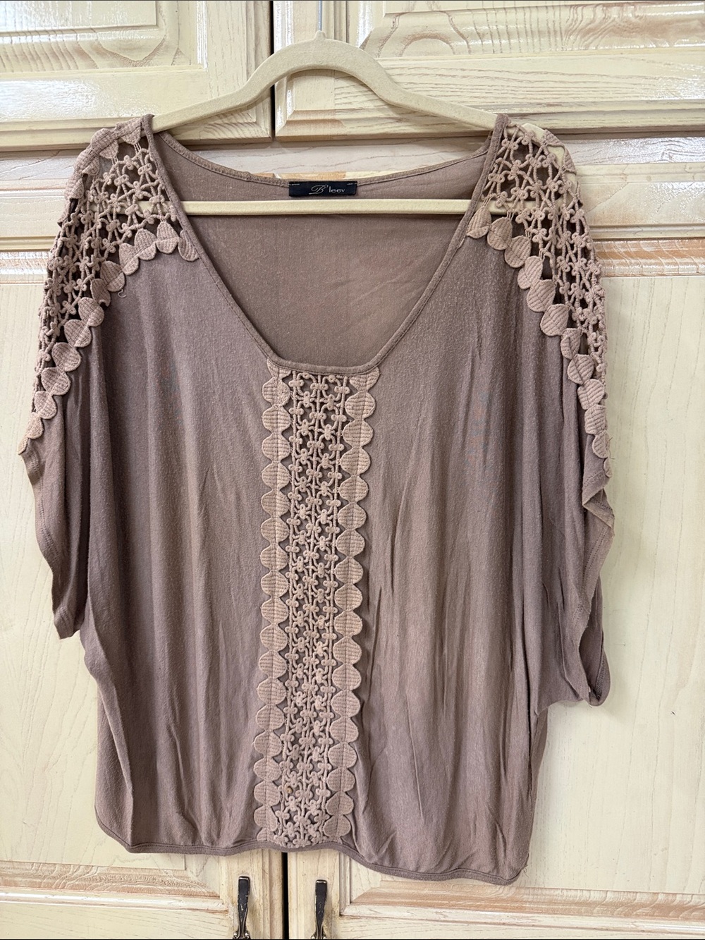 Love Women's Crochet-Panel Dolman Tunic in Taupe Brown